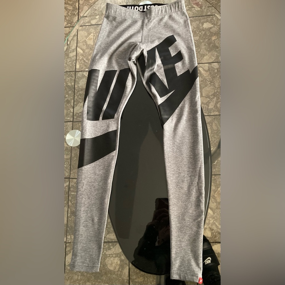 Gray Nike yoga pants